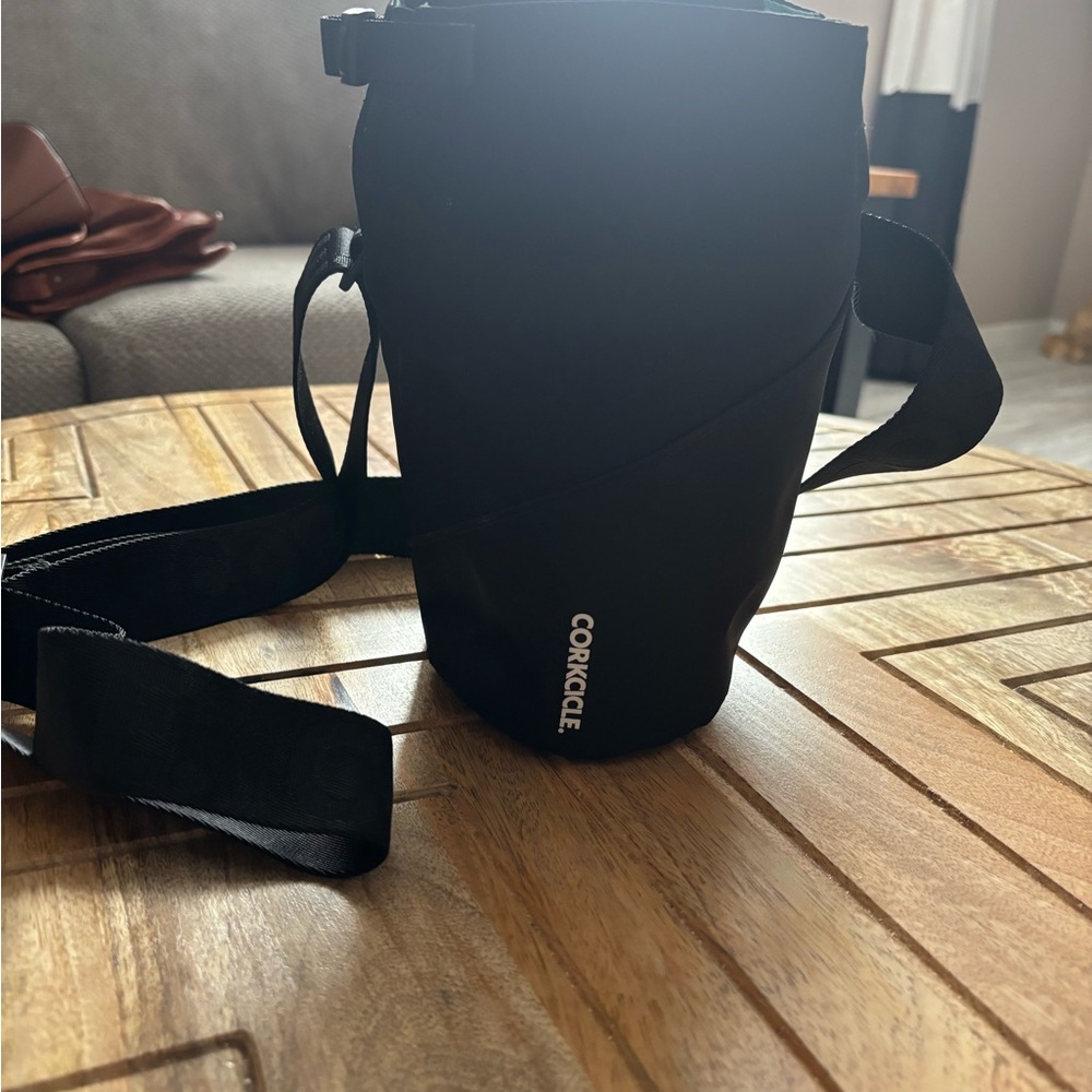 Corkcicle Black Water Bottle Bag